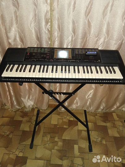 Синтезатор yamaha Psr330