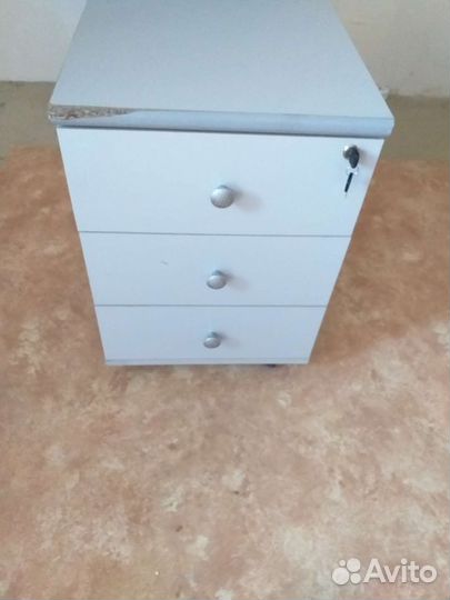 Тумба выкатная