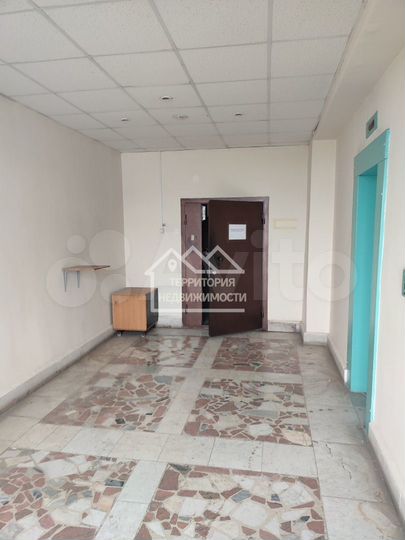 Офисное помещение 450м2 ул. Республики 207