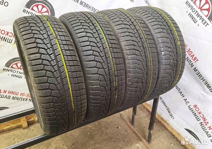 Hankook Winter I'Cept Evo2 W320 205/55 R17 95V