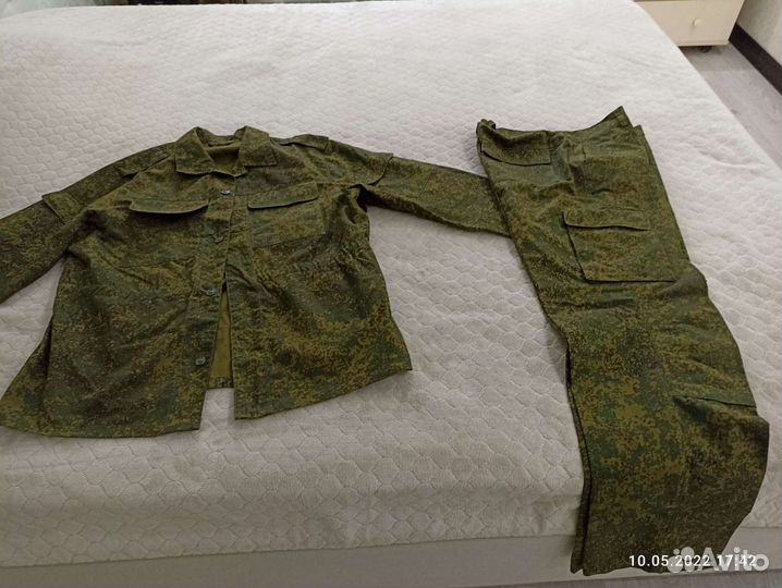 Камуфляжный костюм