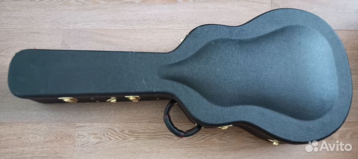 Кейс для полуакустической гитары