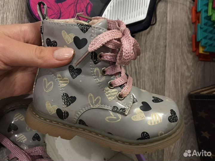 Ботинки весенние 23