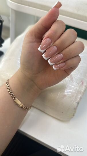 Маникюр на дому