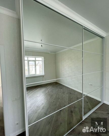 Шкаф с антресолью