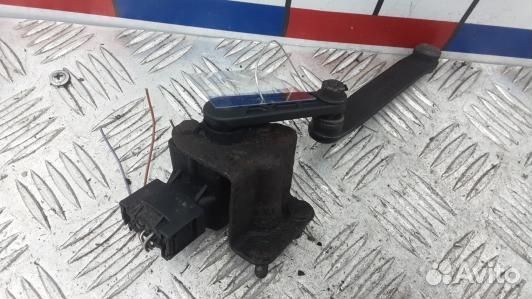 Датчик положения подвески mercedes benz CLS C219