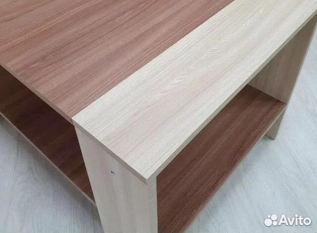 Журнальный столик