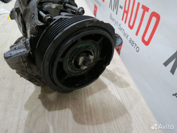 Компрессор кондиционера на запчасти Golf 6