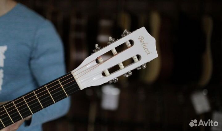 Классическая гитара Belucci + чехол