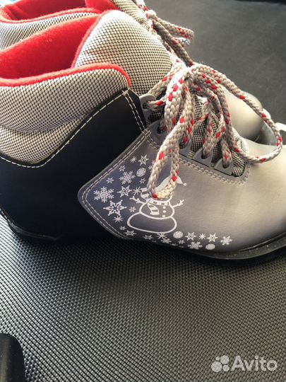 Лыжные ботинки 34 р-р новые