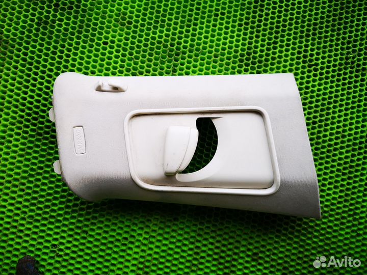 Обшивка стойки на VW Passat CC 2008-2017