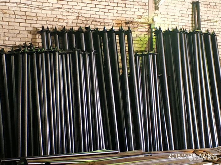 Винтовой фундамент с установкой