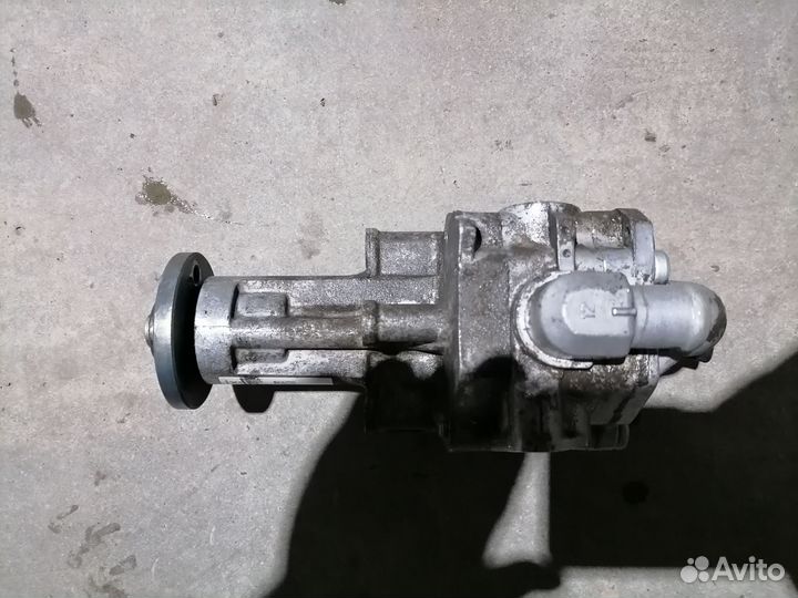 Насос гур на BMW X6 e71