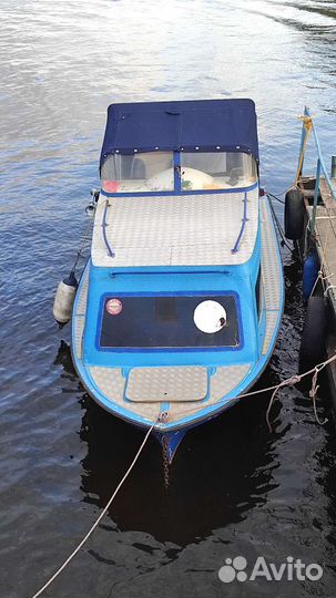 Амур 3 с рубкой и мотором Mercury 115 4х тактный