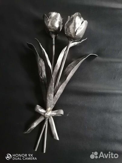 Тюльпан кованый