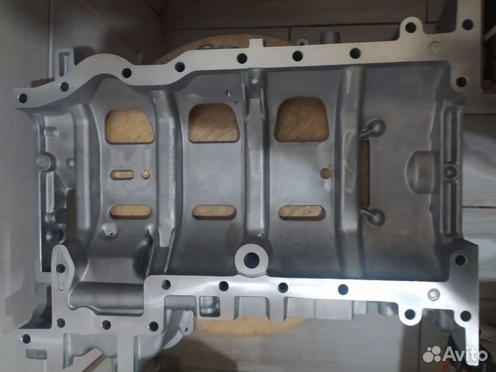 Плита блока цил.нижняя 2,2 Ford Transit 155 л.с