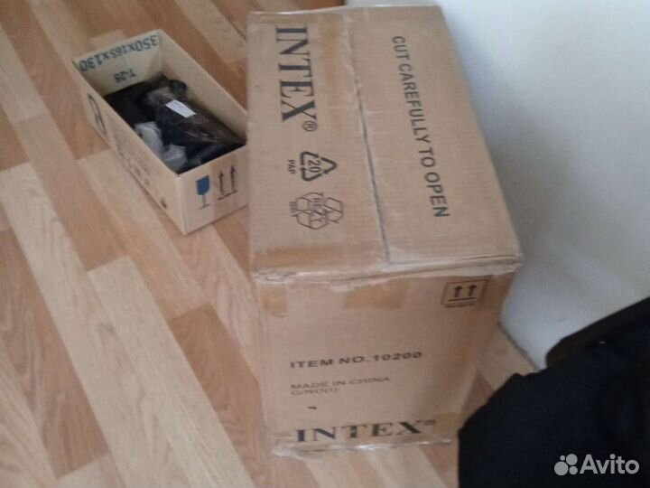 Надувной бассейн большой