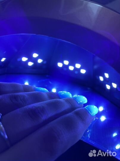 Лампа для ногтей