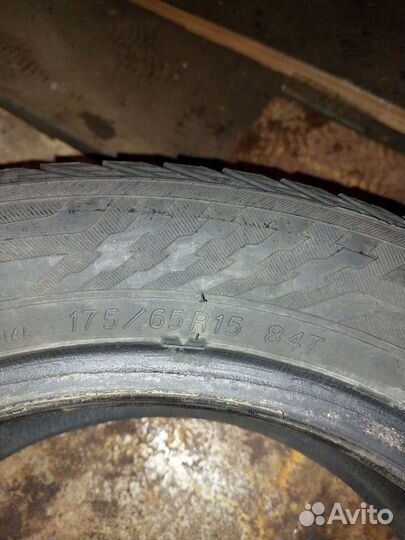 Yokohama 104ZR 175/65 R15