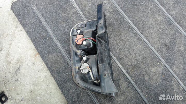 Задний фонарь правый Ssangyong Kyron 2Л дизель