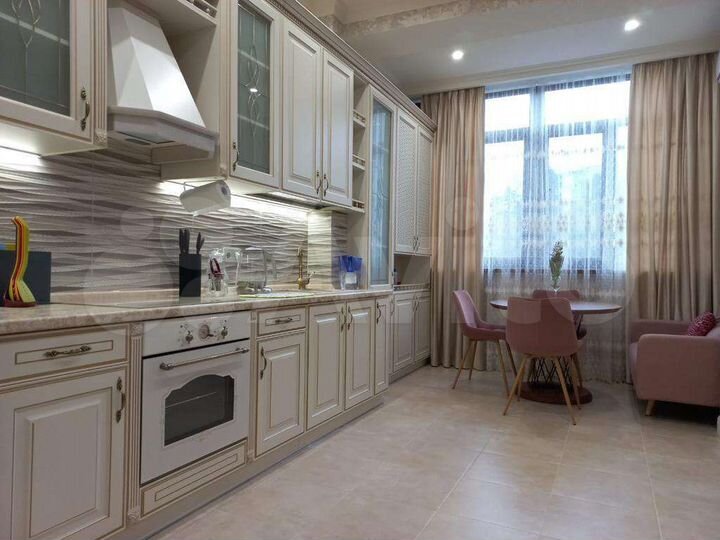 2-к. квартира, 46 м², 3/8 эт.