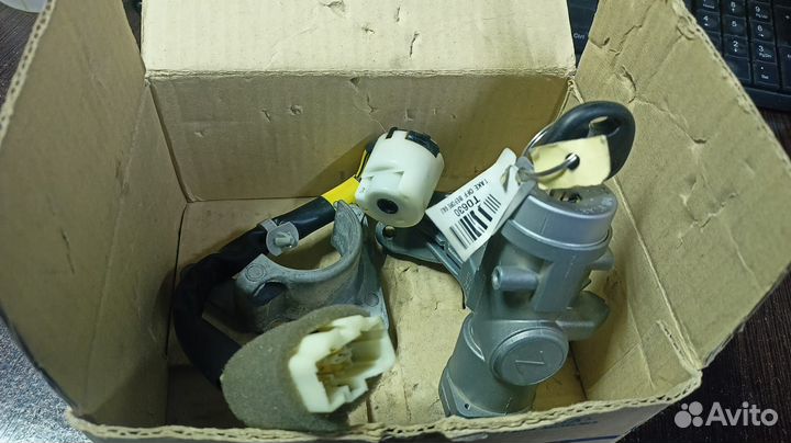 Комплект замка зажигания Elantra 96-00