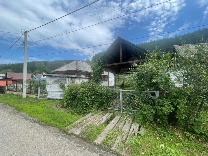 Дом 33,8 м² на участке 7 сот.