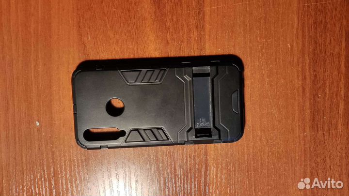 Чехлы на Honor 9lite и Honor 10i