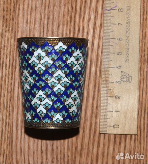 Серебряный стакан