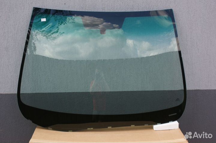 Лобовое стекло Мазда 6