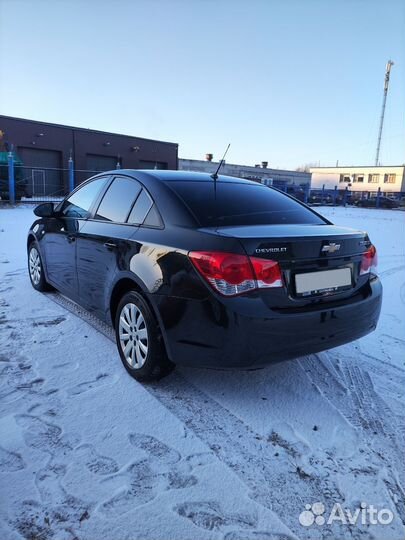 Chevrolet Cruze 1.8 AT, 2011, 175 000 км