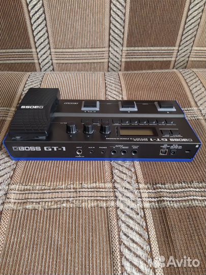 Гитарный процессор boss gt1