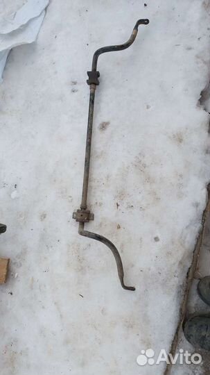 Передний стабилизатор Митсубиси лансер 10