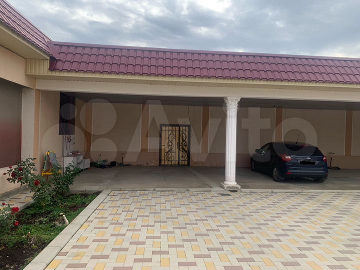 Дом 200 м² на участке 40 сот.