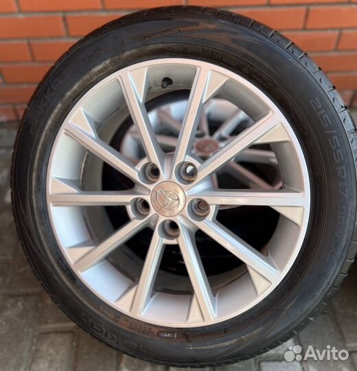 Комплект летних колес для Toyota R17 5*114.3