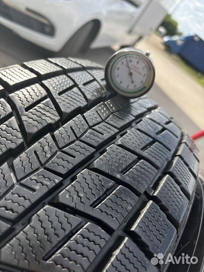 Dunlop Winter Maxx SJ8 235/55 R19