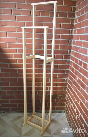 Вешалка для одежды напольная