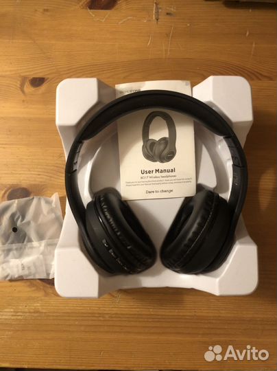 Беспроводные наушники Borofone BO17