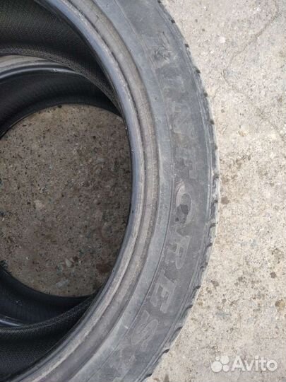 Kinforest KF-550 245/45 R19 98Y