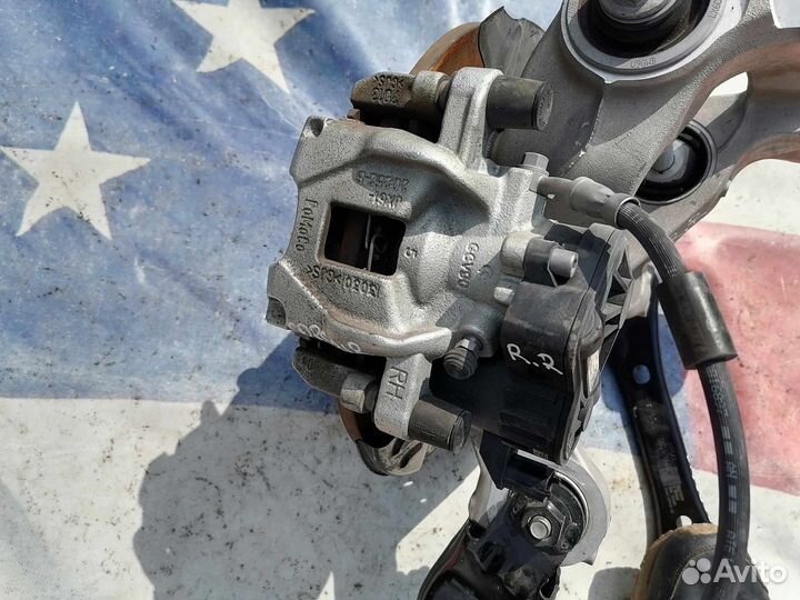 Суппорт задний правый Lincoln Corsair I (2019—2024)