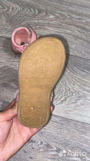 Сандали для девочки