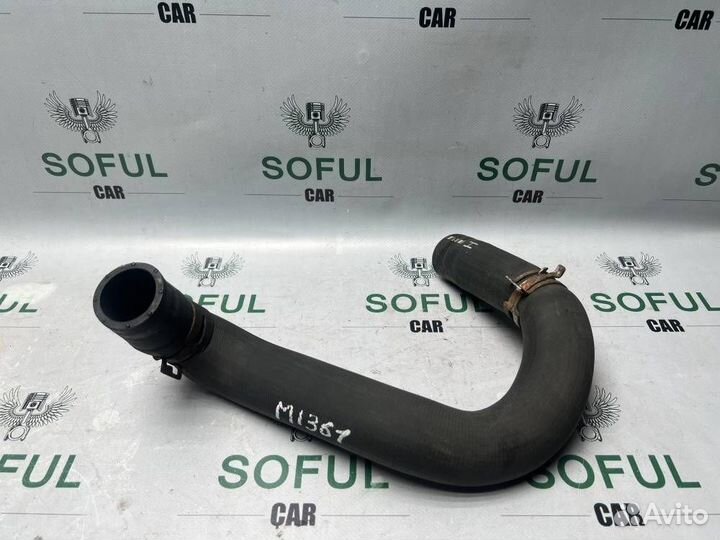 Патрубок радиатора Toyota Auris 2011