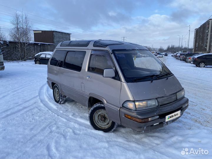 Toyota Town Ace 2.2 AT, 1991, 300 000 км