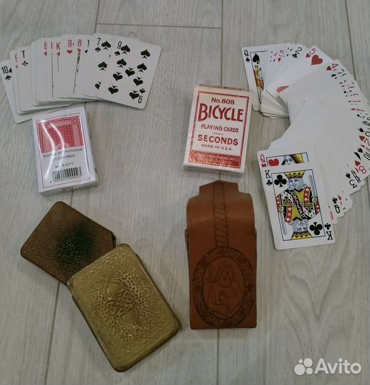 Карты игральные Россия, США и кожаные чехлы