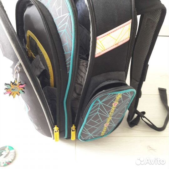 Школьный ранец Hummingbird Kids Magic Hors ТК53