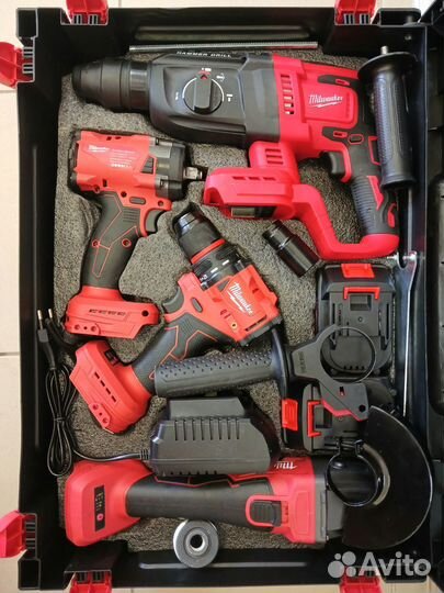 Набор Milwaukee 4в1 новый