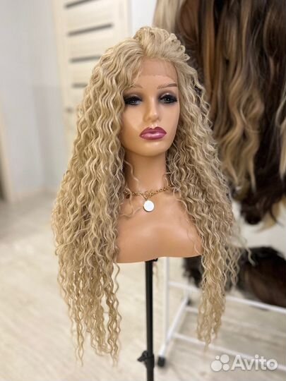 Кудри блонд на сетке