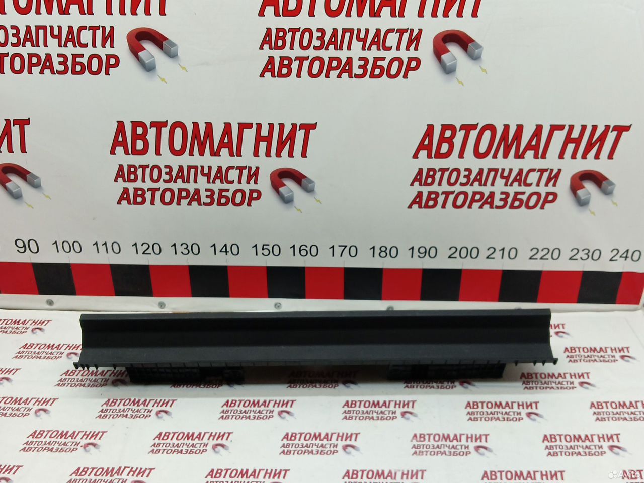 Кронштейн багажника Zeekr 001 рестайл