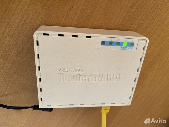 Роутер MikroTik hAP ac lite
