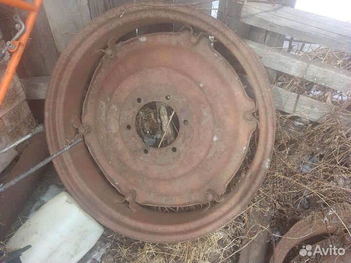 Диски на трактор т16 т25